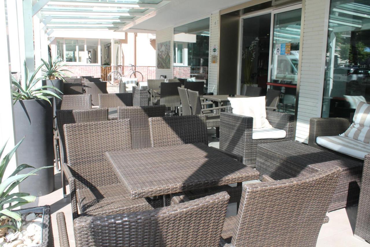 Hotel Vernel ريميني المظهر الخارجي الصورة