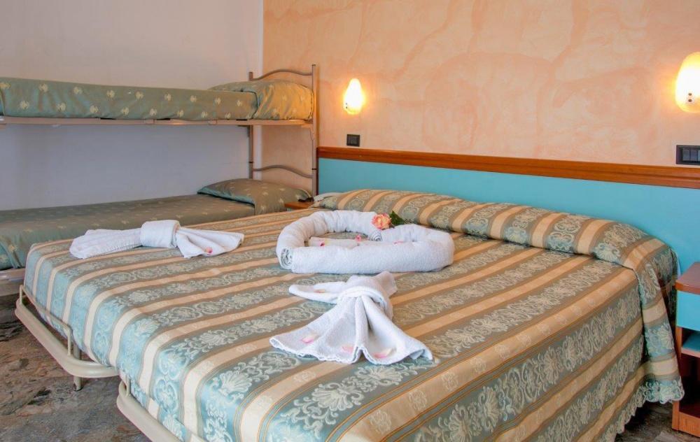 Hotel Vernel ريميني المظهر الخارجي الصورة